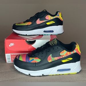 Nike Air Max 90 LHM Familia - size 3Y